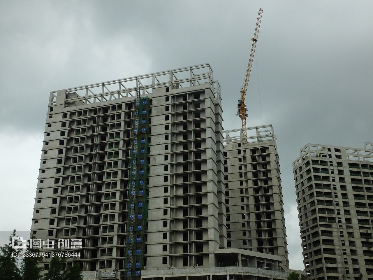 2021年6月17日,湖北宜昌,新建的商品房。新房價格環比上漲