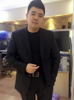 楊克軍:放羊娃白手起家創(chuàng)建四海集團(tuán)公司-